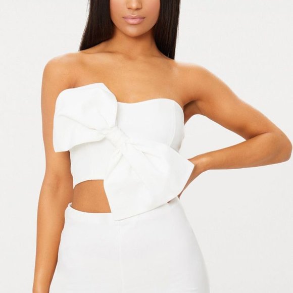 PrettyLittleThing Tops - Cute Bow Crop Top Strapless